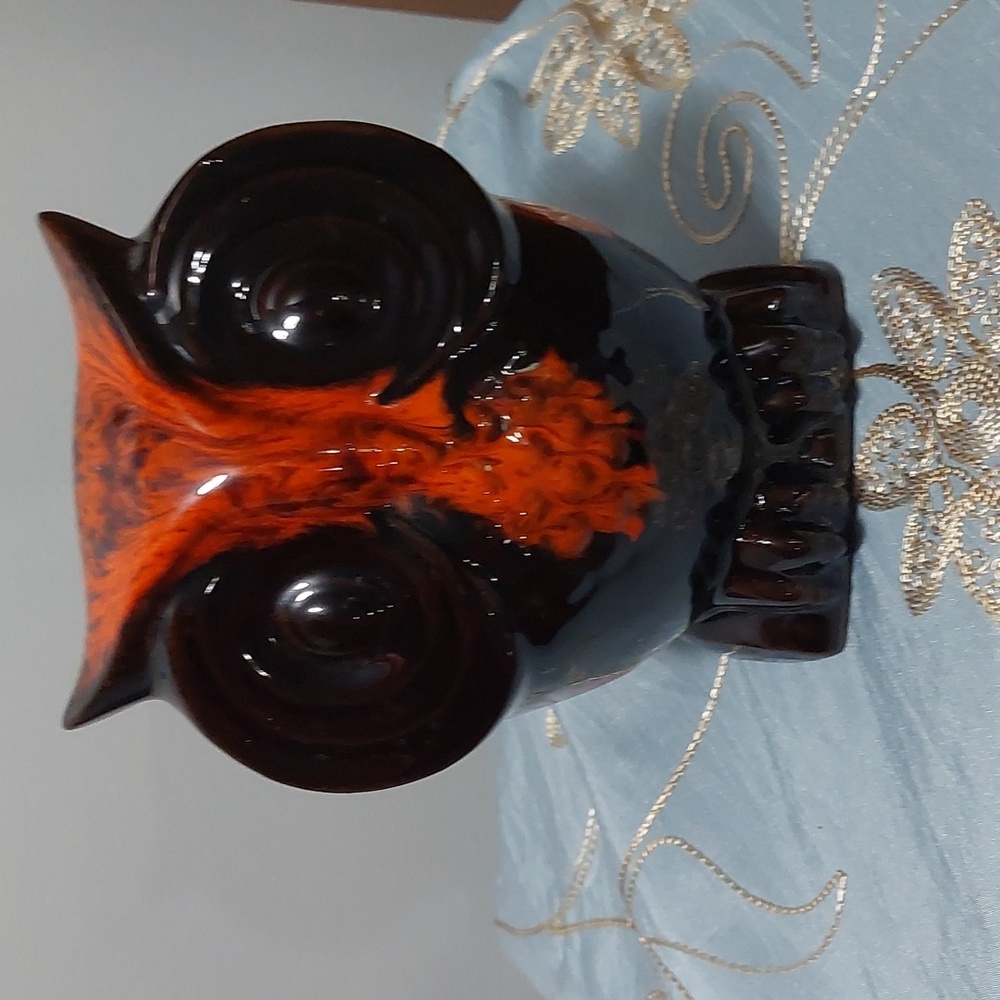 Vintage Evangeline Canuck Pottery Owl Coin Bank